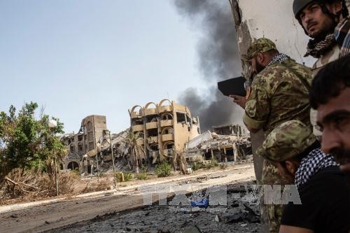 Libyen: Dutzende IS-Kämpfer in Sirte getötet  - ảnh 1